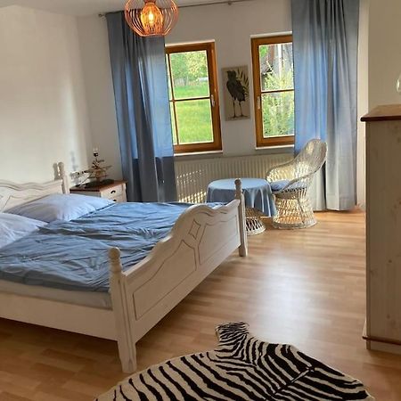 Grosszuegige, Helle 3,5 Zimmer Wohnung バーリンゲン エクステリア 写真