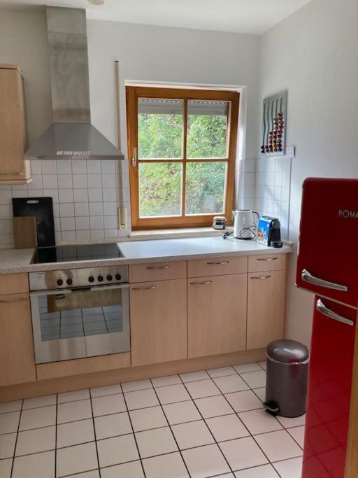 Grosszuegige, Helle 3,5 Zimmer Wohnung バーリンゲン エクステリア 写真