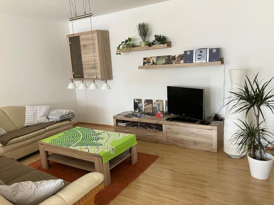 Grosszuegige, Helle 3,5 Zimmer Wohnung バーリンゲン エクステリア 写真