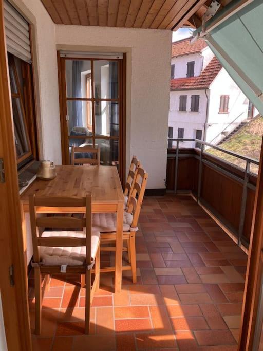 Grosszuegige, Helle 3,5 Zimmer Wohnung バーリンゲン エクステリア 写真
